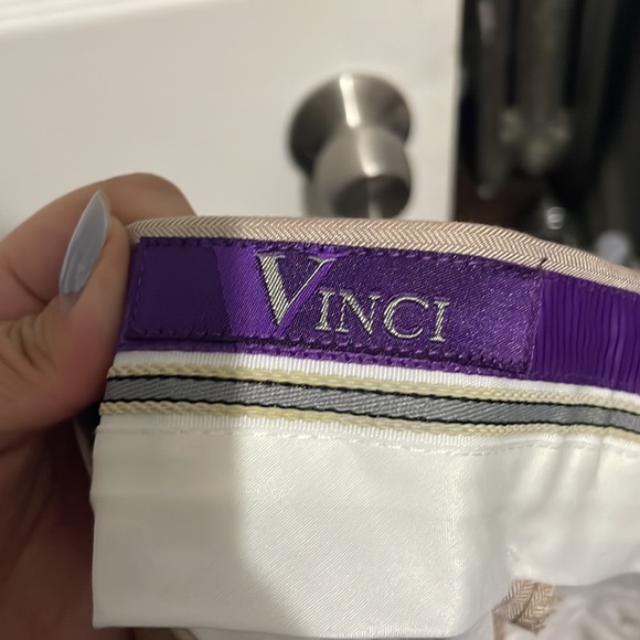 Tuxedo comes with pants and handkerchief - Picture 5 of 10